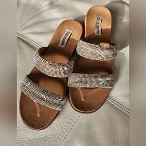 Steve Madden Silver Rhinestone Slip On Two Strapl Sandals 8.5